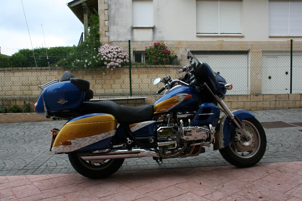 Moto HONDA VALKYRIE 1500 de segunda mano del año 2000 en Cádiz