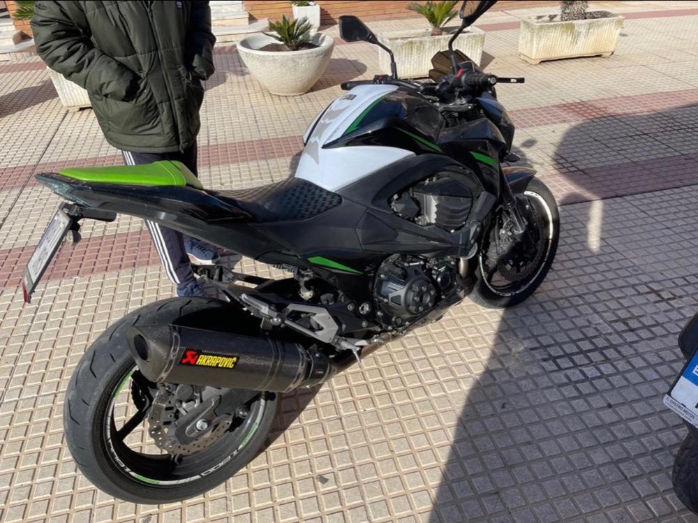 Moto KAWASAKI Z 800 de segunda mano del año 2016 en Sevilla