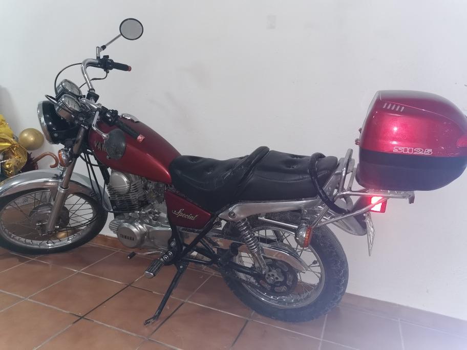 Moto YAMAHA SR 250 SPECIAL de segunda mano del año 1990 en Jaén