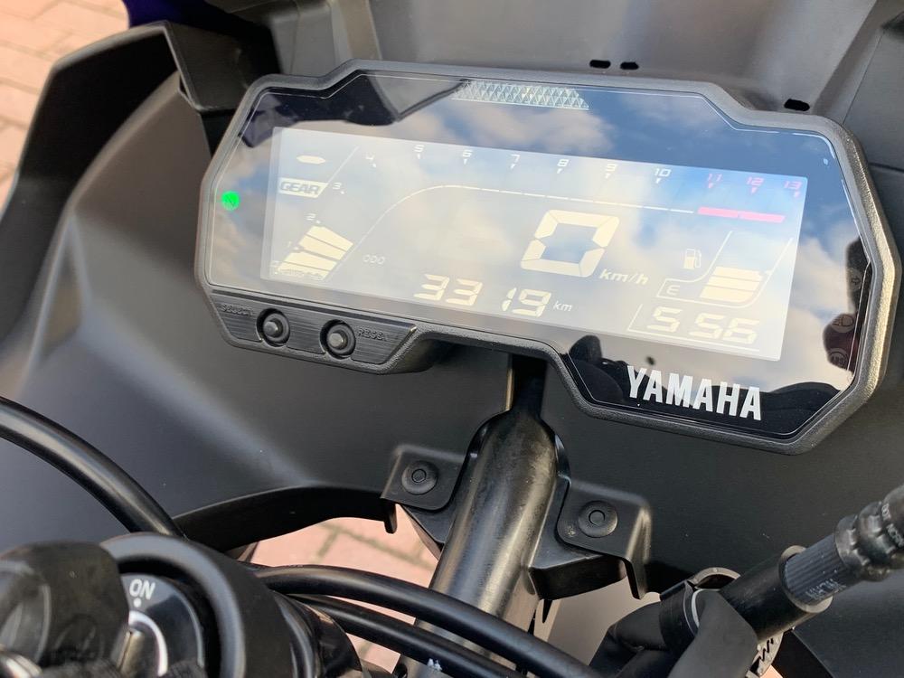 Moto YAMAHA YZF R 125 de segunda mano del año 2021 en Madrid