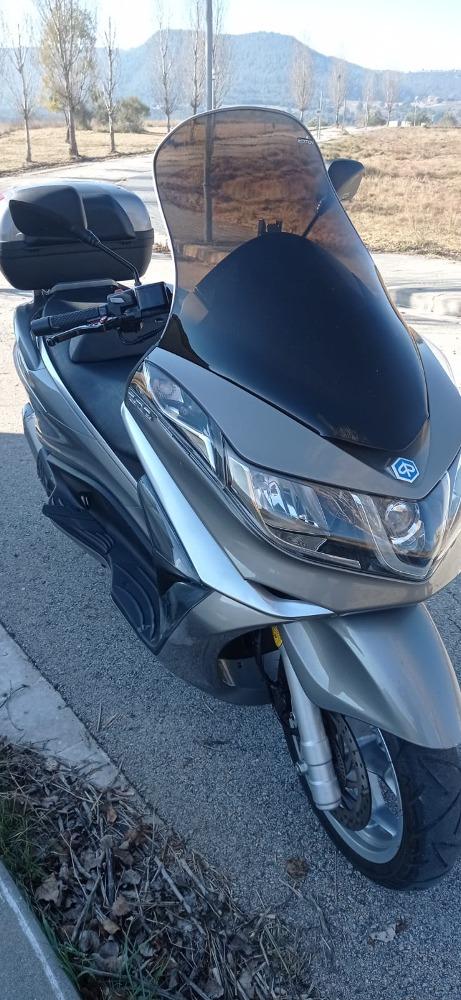 Moto PIAGGIO X10 500 EXECUTIVE de segunda mano del año 2015 en Barcelona