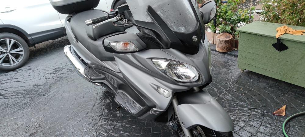 Moto SUZUKI BURGMAN 650 de segunda mano del año 2015 en Santa Cruz de Tenerife
