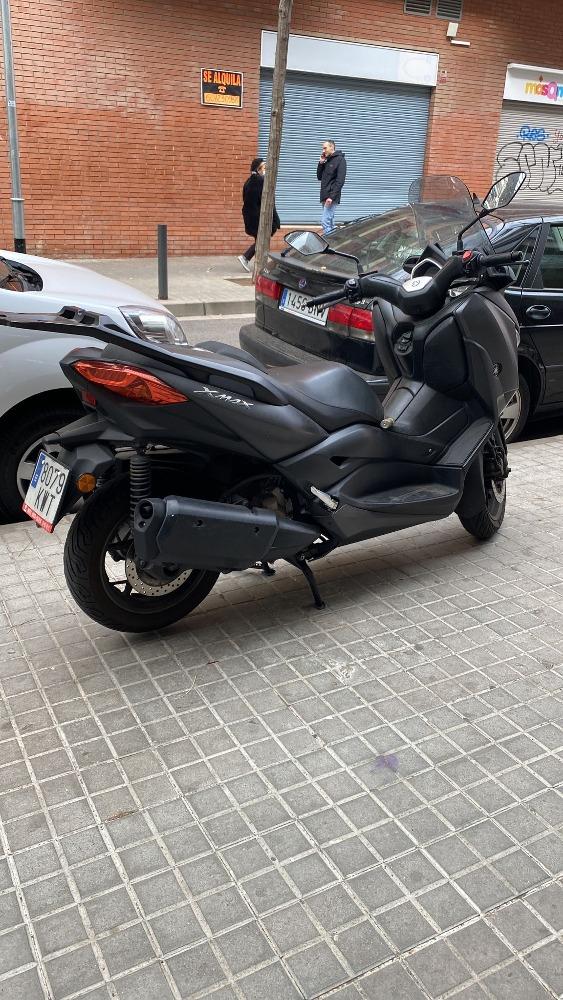 Moto YAMAHA X MAX 300 de segunda mano del año 2018 en Barcelona