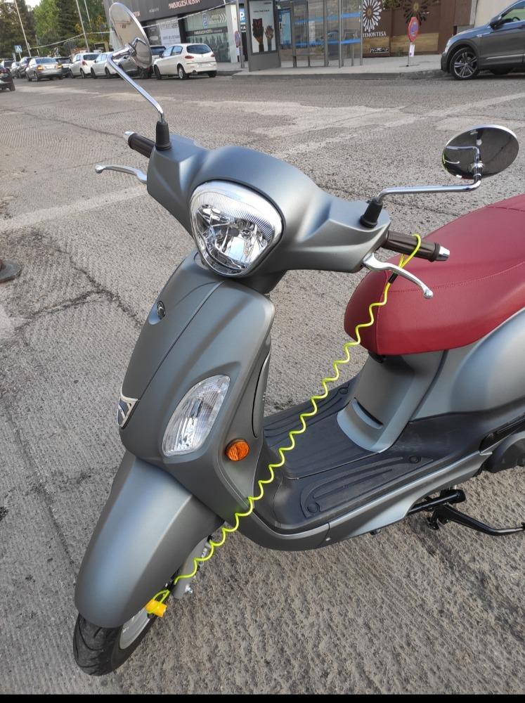 Moto KYMCO FILLY 125 de segunda mano del año 2021 en Madrid