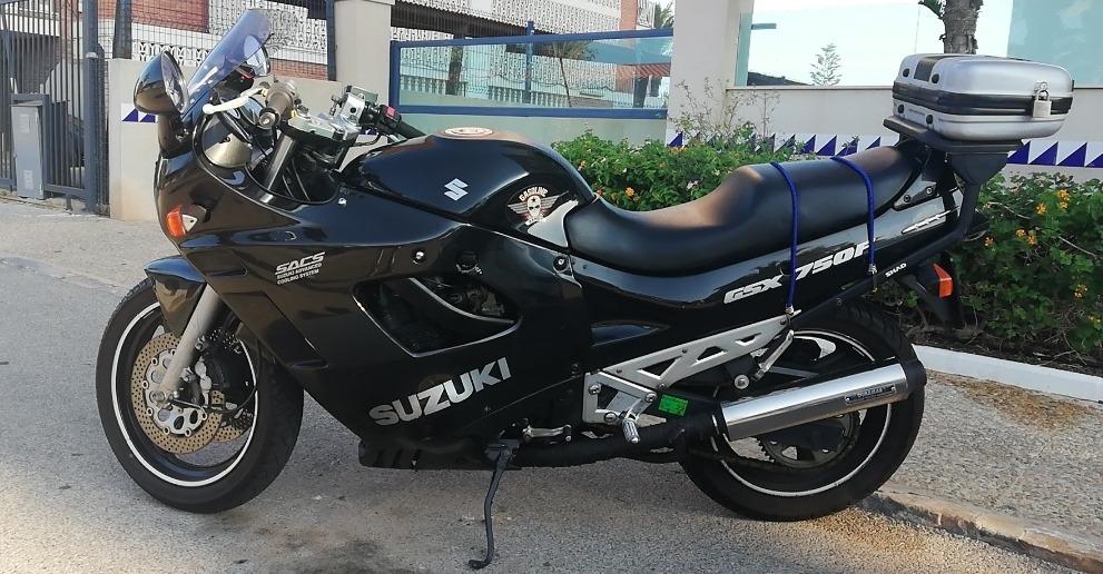 Moto SUZUKI GSX 750 F de segunda mano del año 1991 en Alicante