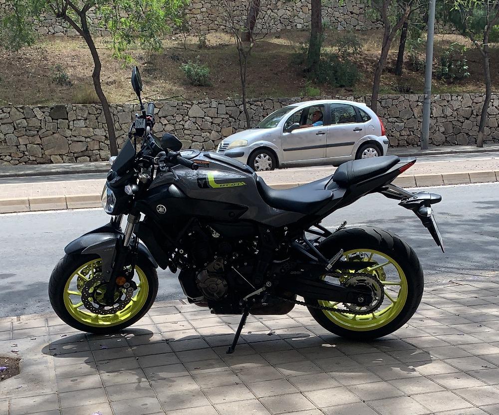 Moto YAMAHA MT 07 de segunda mano del año 2018 en Alicante