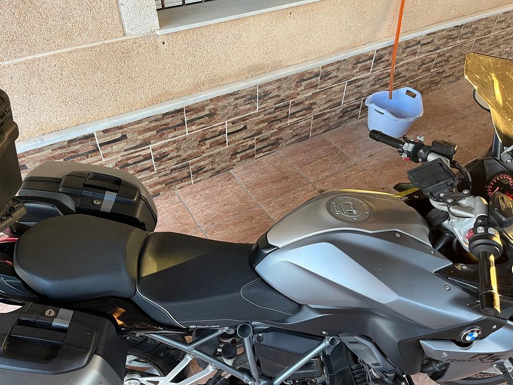 Moto BMW R 1200 RS de segunda mano del año 2016 en Alicante