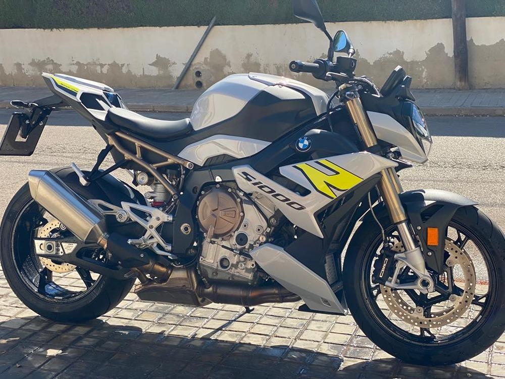 Moto BMW S 1000 R de segunda mano del año 2021 en Valencia