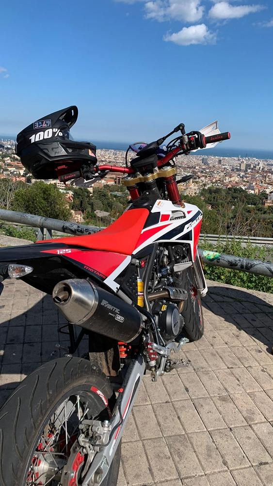 Moto FANTIC XMF 125 Competition de seguna mano del año 2022 en Barcelona