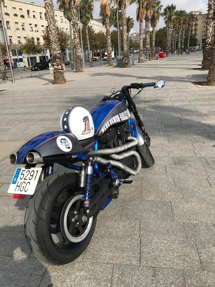 Moto HARLEY-DAVIDSON CUSTOM 1200 LIMITED de segunda mano del año 2011 en Barcelona
