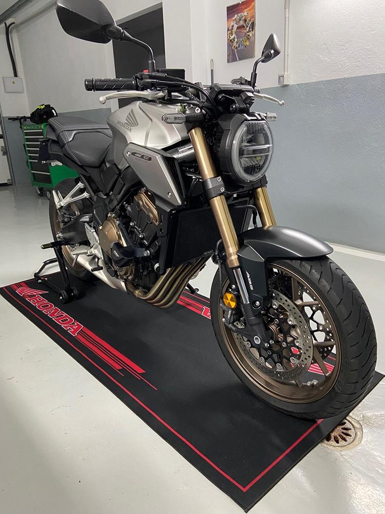 Moto HONDA CB 650 R de segunda mano del año 2019 en Jaén