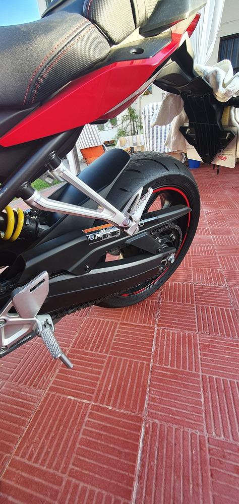 Moto HONDA CBR 650 R de segunda mano del año 2019 en Sevilla