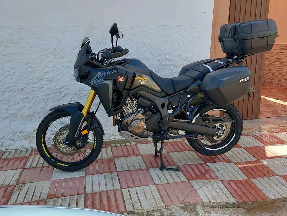 Moto HONDA CRF1000L AFRICA TWIN DCT de segunda mano del año 2018 en Badajoz