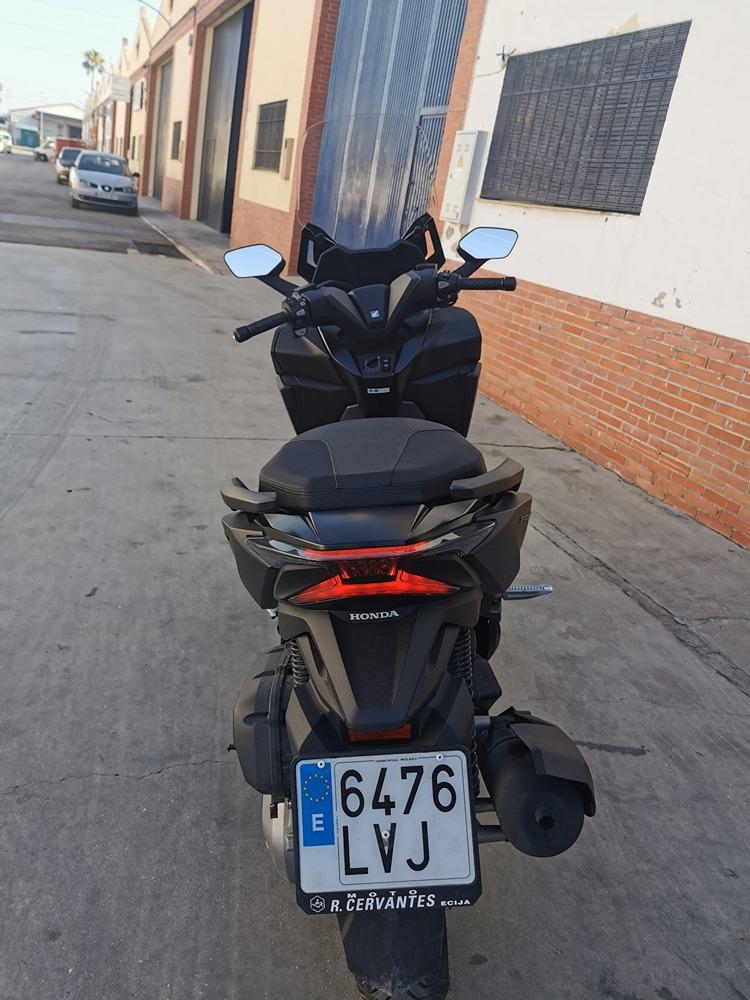Moto HONDA FORZA 125 de segunda mano del año 2022 en Sevilla