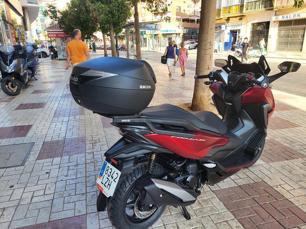 Moto HONDA FORZA 350 de seguna mano del año 2022 en Málaga