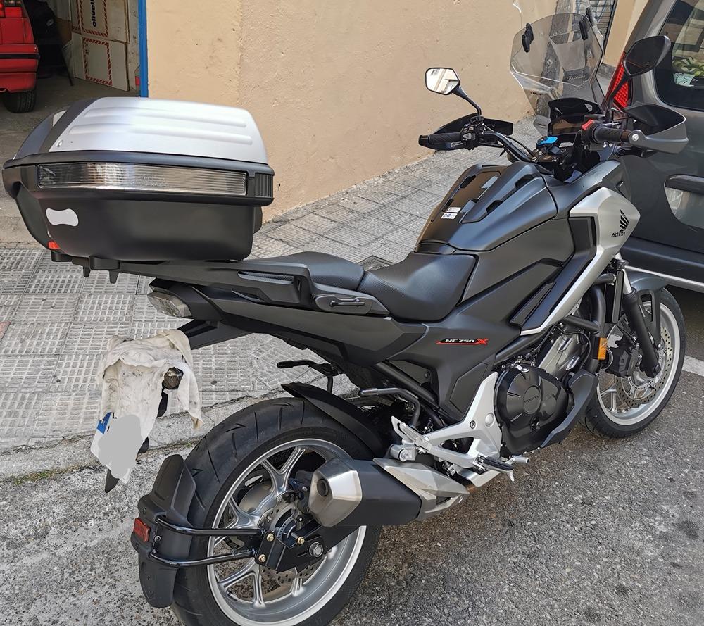 Moto HONDA NC 750 X de seguna mano del año 2018 en Salamanca