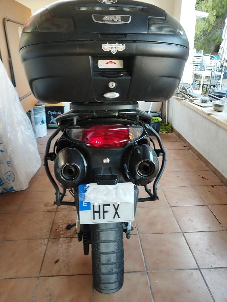Moto HONDA VARADERO XL1000 V C-ABS de seguna mano del año 2011 en Almería