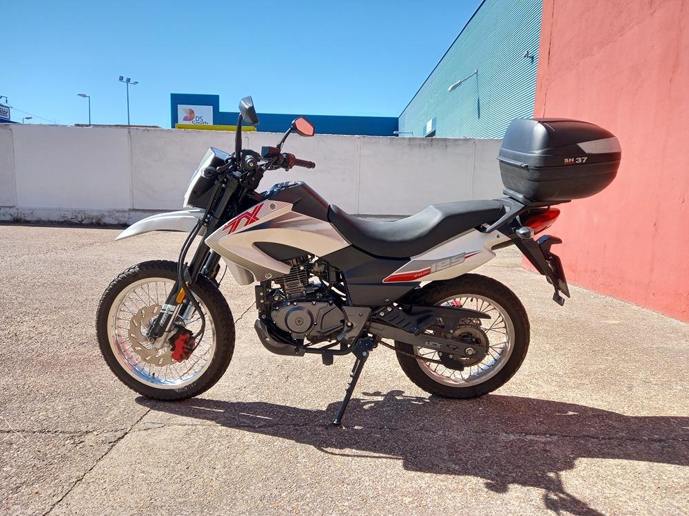 Moto KEEWAY TX 125 S de segunda mano del año 2020 en Valladolid