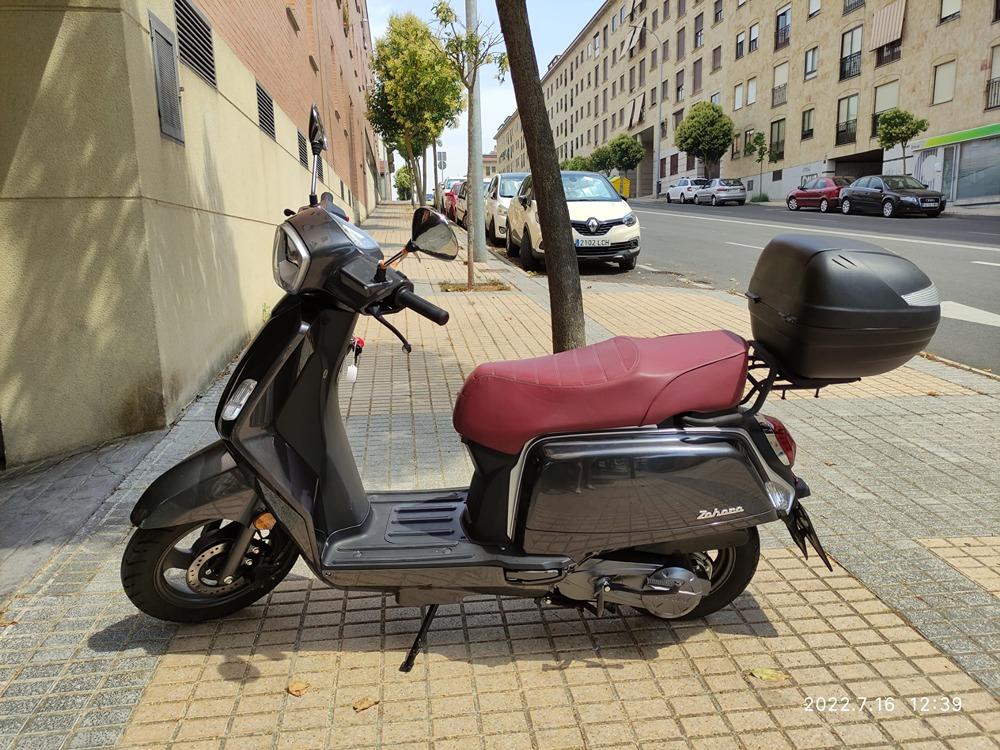 Moto KEEWAY ZAHARA 125 de segunda mano del año 2021 en Salamanca
