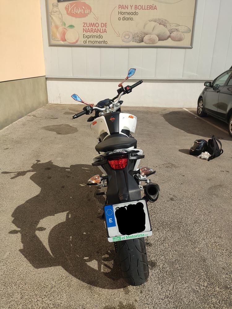Moto KTM 690 Duke de segunda mano del año 2018 en Cádiz