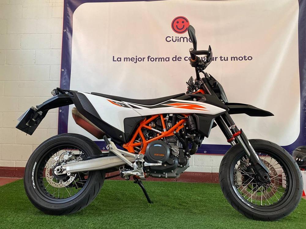Moto KTM 690 SMC R de segunda mano del año 2020 en Madrid