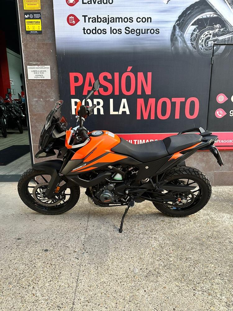 Moto KTM ADVENTURE 390 de seguna mano del año 2022 en Madrid