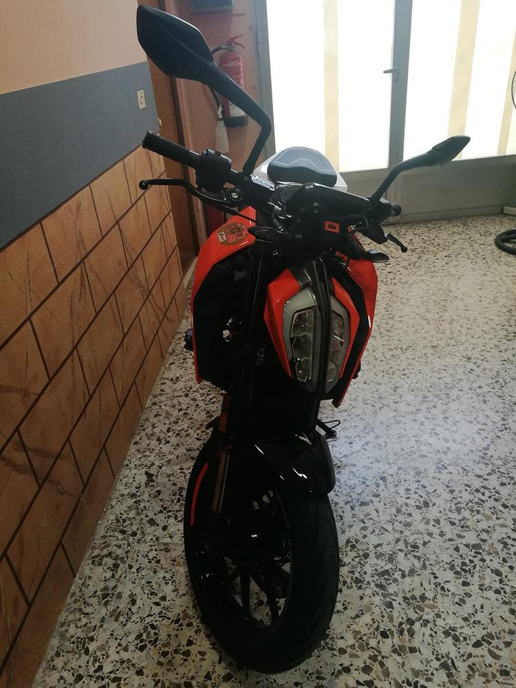 Moto KTM DUKE 125 ABS de segunda mano del año 2018 en Valencia
