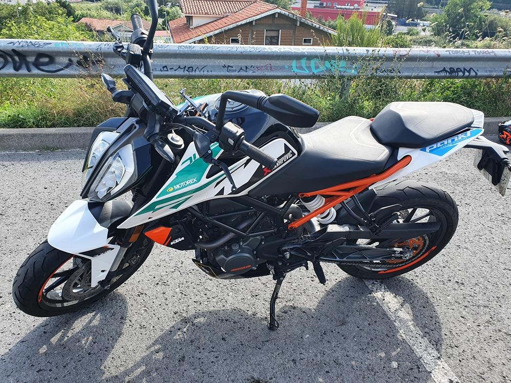 Moto KTM DUKE 125 ABS de segunda mano del año 2019 en Bizkaia