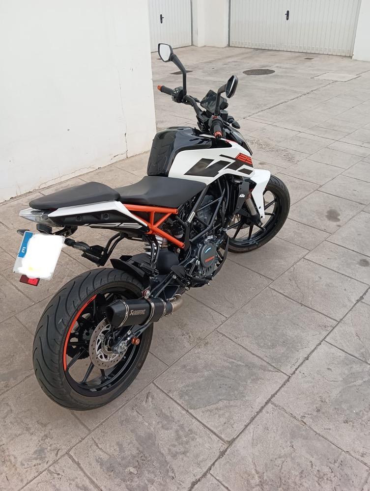 Moto KTM DUKE 125 ABS de segunda mano del año 2019 en Granada
