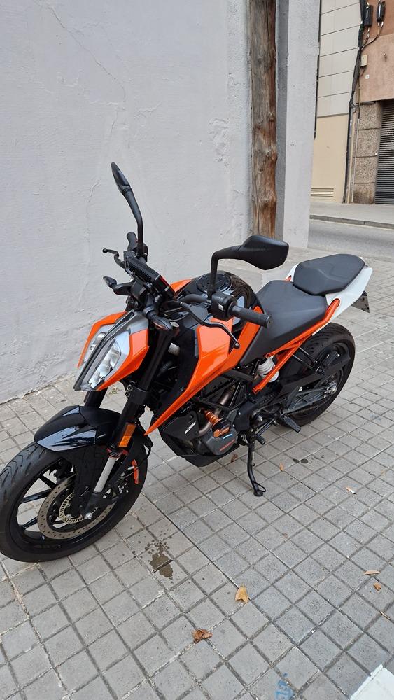 Moto KTM DUKE 125 ABS de seguna mano del año 2020 en Barcelona