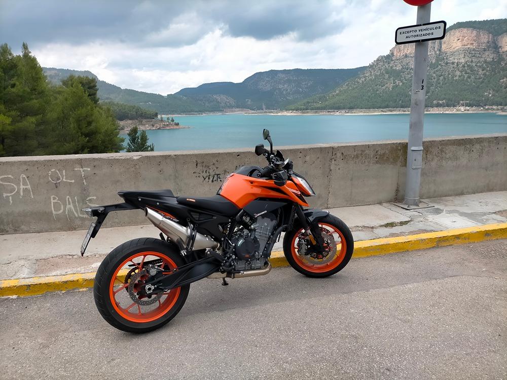 Moto KTM DUKE 790 de seguna mano del año 2020 en Valencia