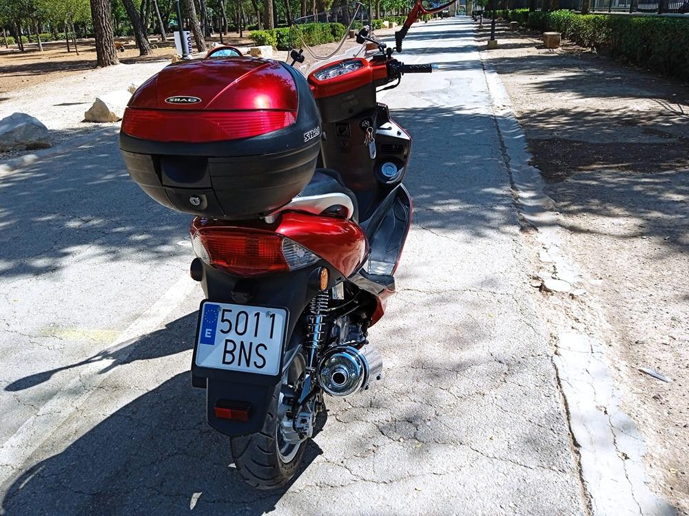 Moto KYMCO BET & WIN 150 de segunda mano del año 2002 en Ciudad Real