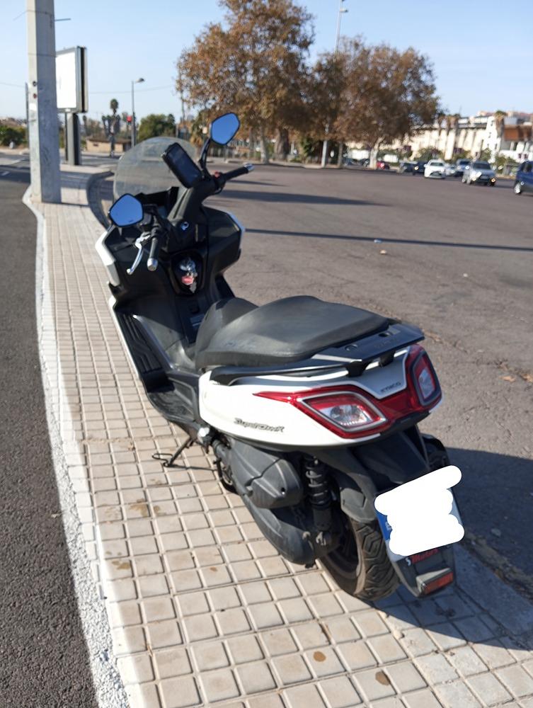 Moto KYMCO SUPER DINK 125 ABS de seguna mano del año 2018 en Valencia