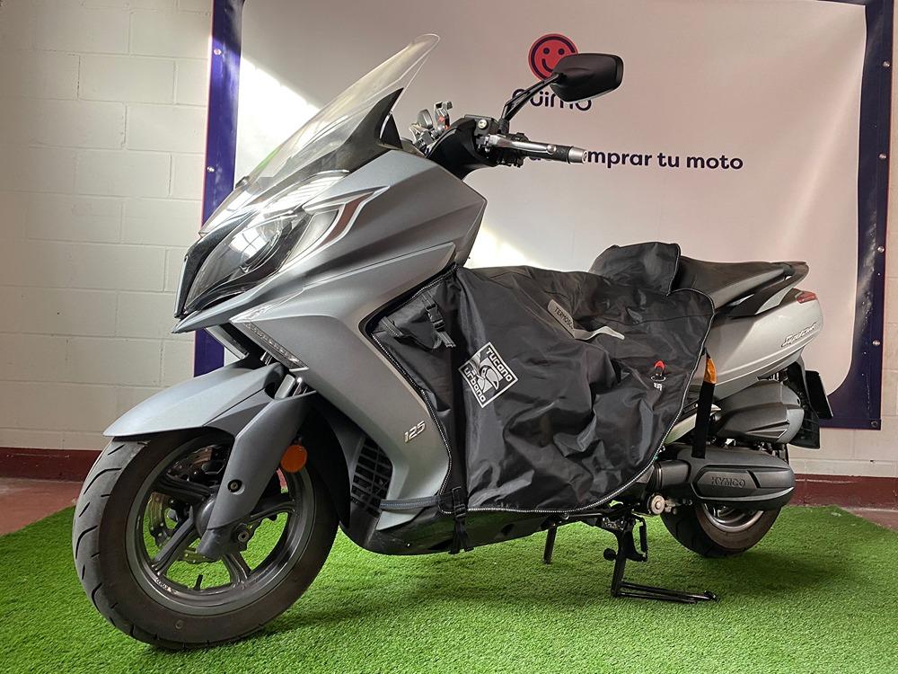 Moto KYMCO SUPER DINK 125 ABS de segunda mano del año 2019 en Madrid