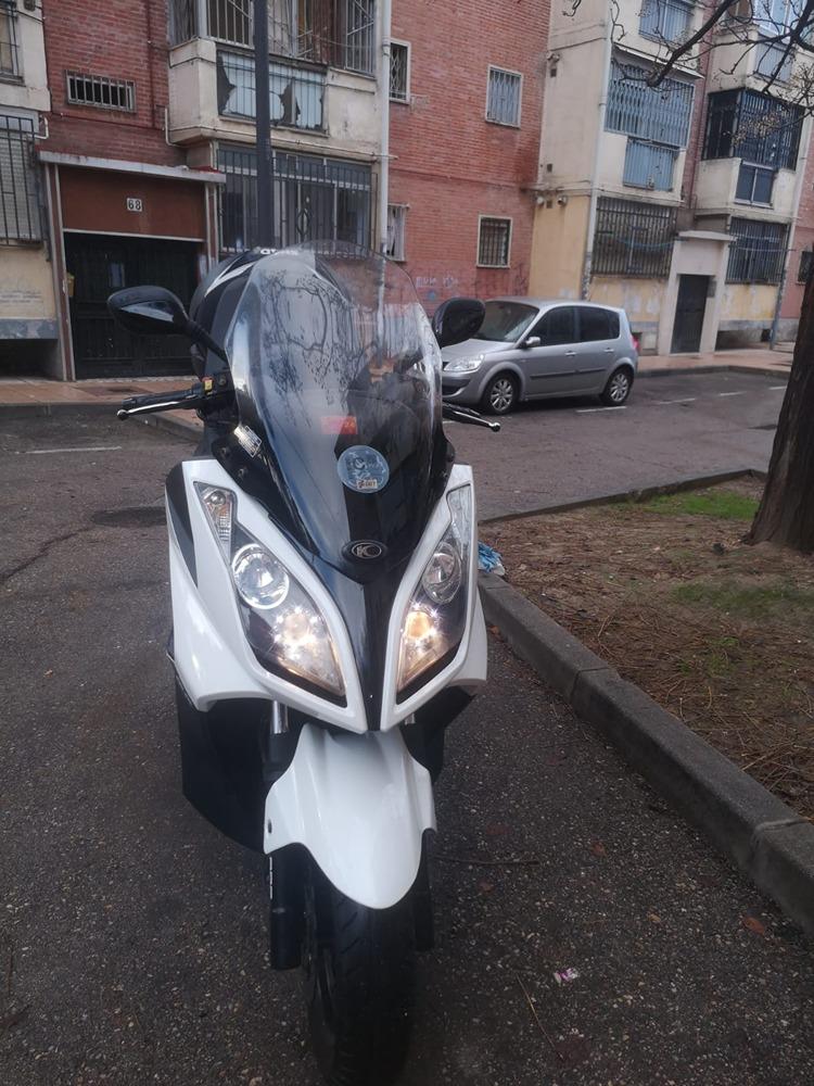 Moto KYMCO SUPER DINK 125I ABS de segunda mano del año 2015 en Madrid