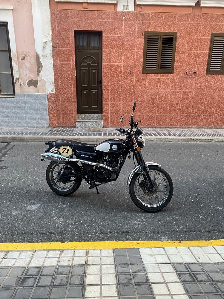 Moto MASH SCRAMBLER 125 de segunda mano del año 2016 en Las Palmas de Gran Canaria