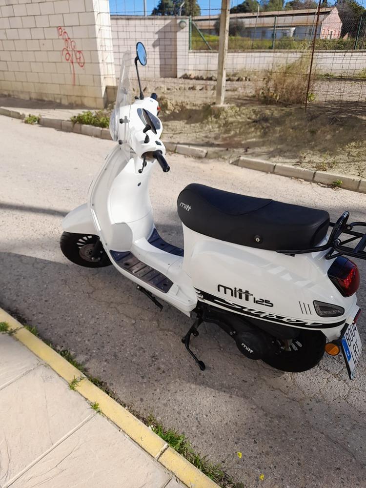 Moto MITT 125 RT EFI de segunda mano del año 2021 en Sevilla