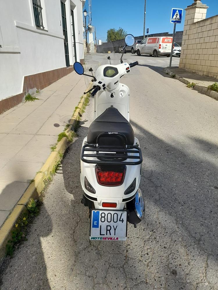 Moto MITT 125 RT EFI de segunda mano del año 2021 en Sevilla