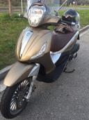 Moto PIAGGIO BEVERLY 125 de segunda mano del año 2012 en Bizkaia
