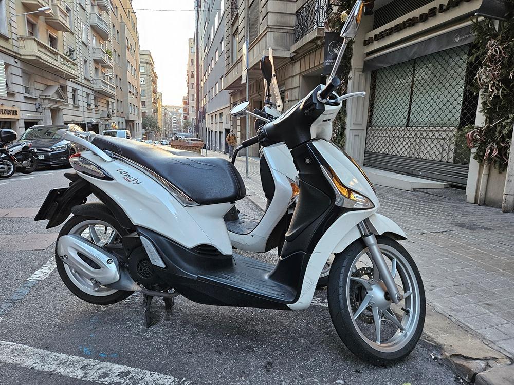Moto PIAGGIO LIBERTY 125 de seguna mano del año 2019 en Barcelona