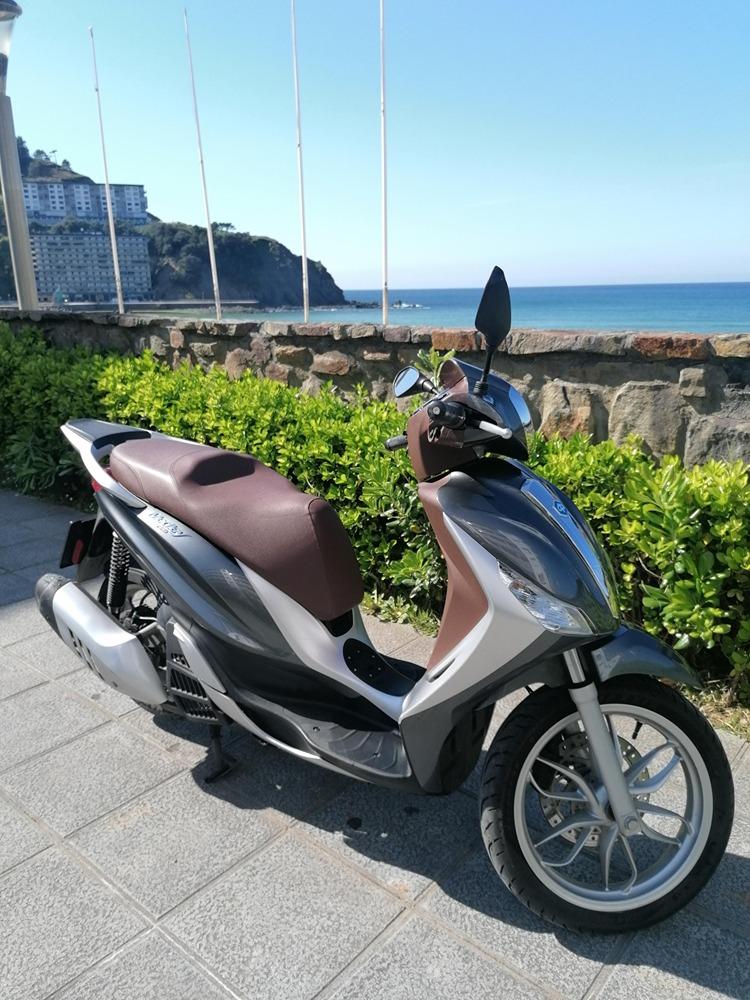 Moto PIAGGIO MEDLEY 125 de segunda mano del año 2019 en Bizkaia