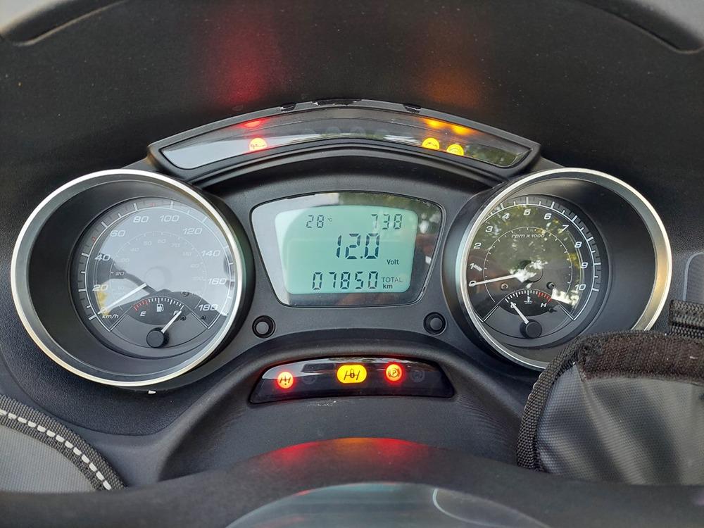 Moto PIAGGIO MP3 500 SPORT de segunda mano del año 2017 en Navarra
