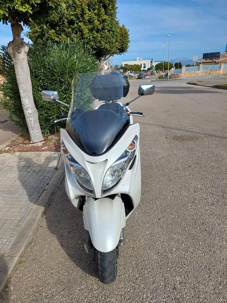 Moto SUZUKI BURGMAN 400 de segunda mano del año 2011 en Islas Baleares