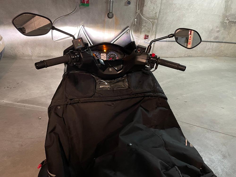 Moto SUZUKI BURGMAN 400 ABS de segunda mano del año 2019 en Madrid