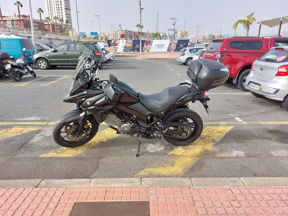 Moto SUZUKI V-STROM 650 de seguna mano del año 2021 en Las Palmas de Gran Canaria