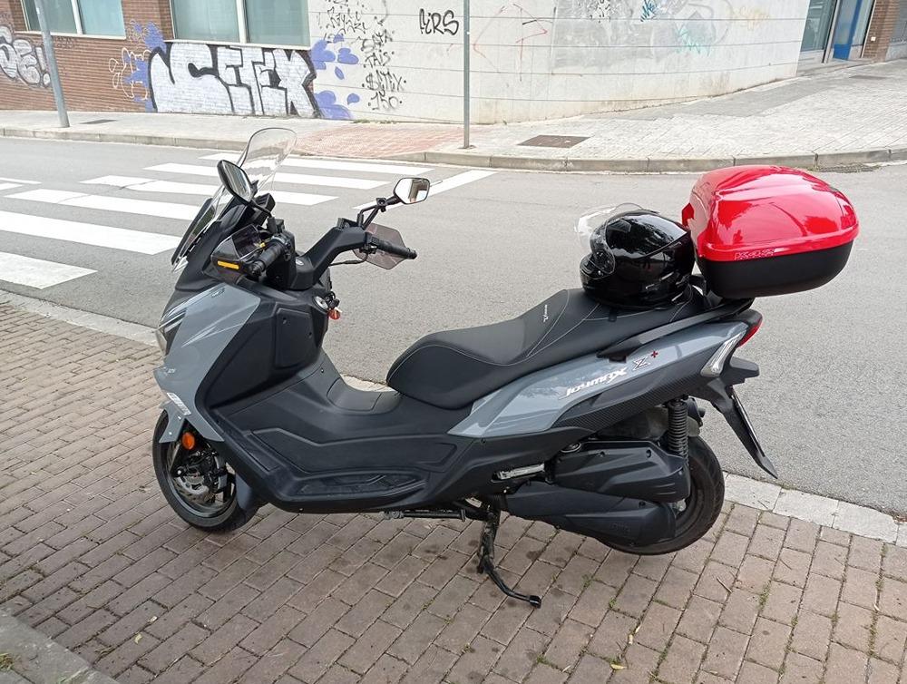 Moto SYM JOYMAX 125I Sport de segunda mano del año 2021 en Barcelona