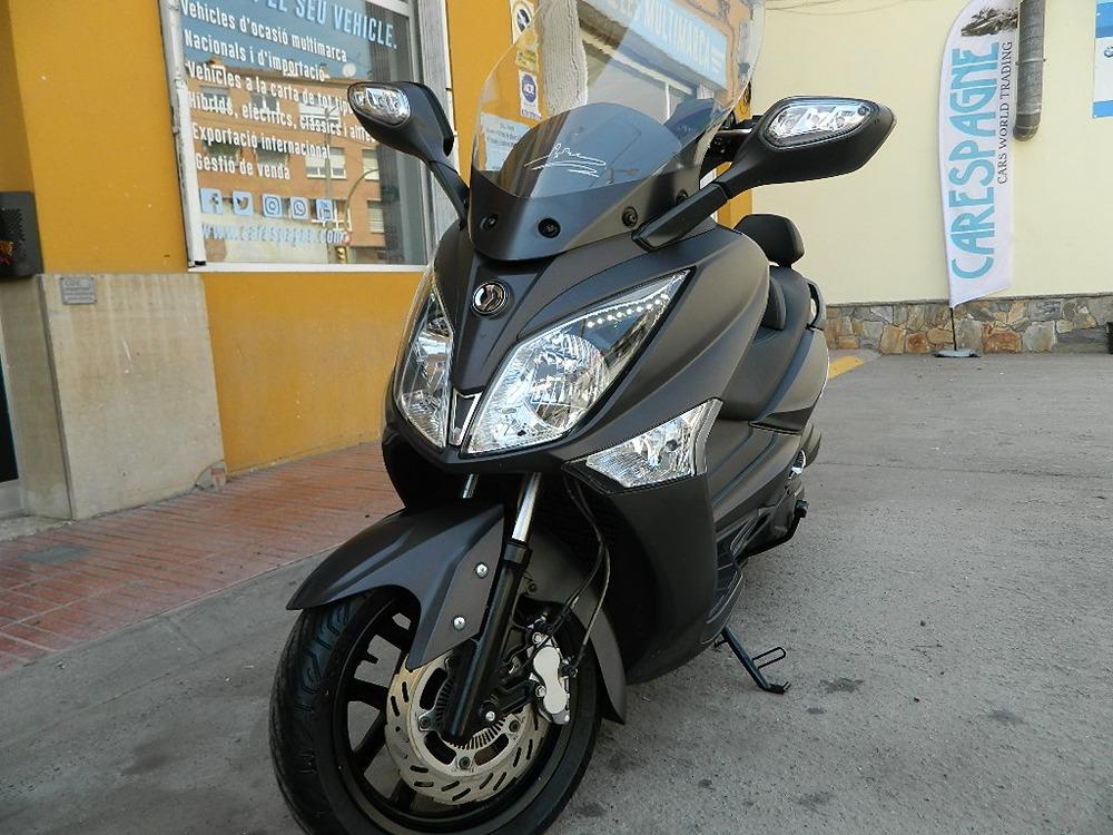 Moto SYM JOYMAX 300I Comfort de segunda mano del año 2013 en Lleida