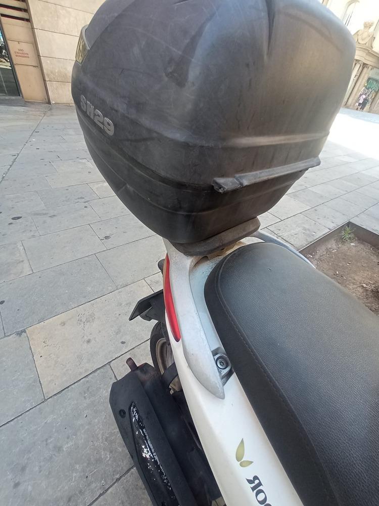 Moto SYM SYMPHONY 125 de segunda mano del año 2013 en Barcelona