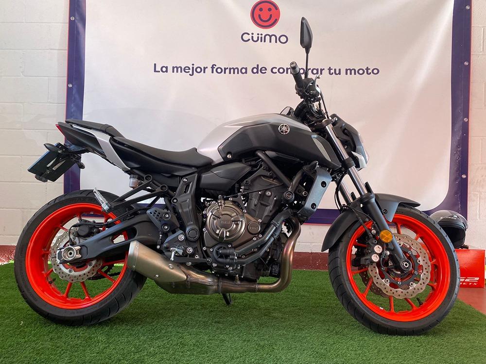 Moto YAMAHA MT 07 ABS de segunda mano del año 2020 en Madrid