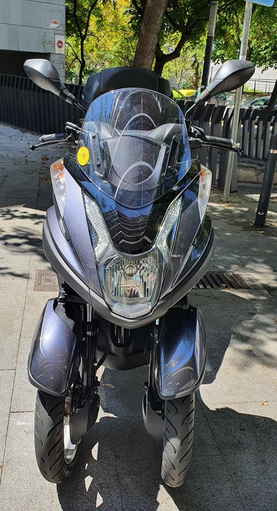 Moto YAMAHA TRICITY 125 ABS de segunda mano del año 2015 en Barcelona